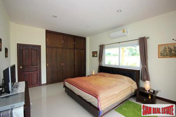 Beautiful House with Pool for sale in West Hua Hin-4