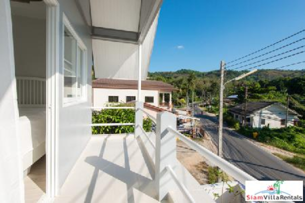 For Rent Now -- Newly Renovated Two Bedroom Detached House a short stroll from Naithon Beach.-16