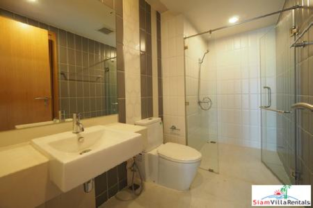 Circle Condominium |  Big 46 sqm One Bedroom Condo for Rent in Phetchaburi-4