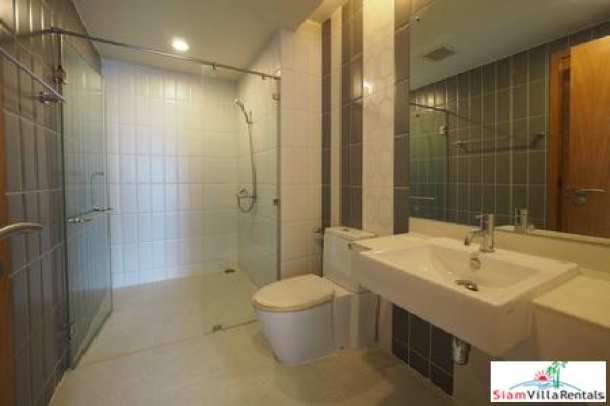 Circle Condominium |  Large 2 Bedroom 93 Sqm Condo for Rent in Phetchaburi-12