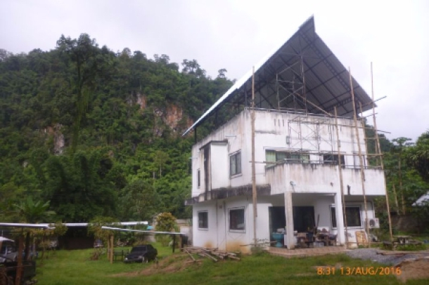 4 Bedroom Private Garden House for Rent near Chiang Dao Cave, Chiang Mai Thailand.-1