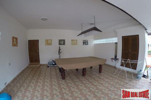 3 Bedrom House with Private Pool For Sale in Na Jomtien Area-4