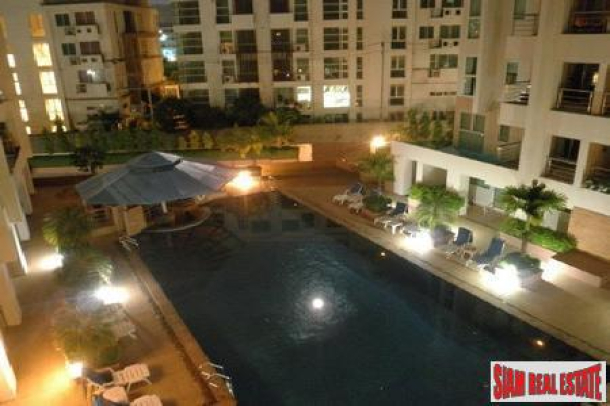 Exclusive luxury Living in A High Rise Condominium on Pratumnak Hills Near Cosy Beach-12