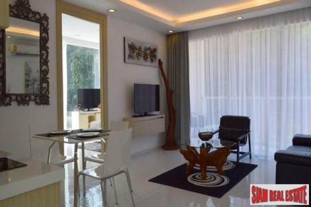Exclusive luxury Living in A High Rise Condominium on Pratumnak Hills Near Cosy Beach-3