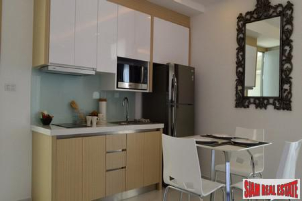 Exclusive luxury Living in A High Rise Condominium on Pratumnak Hills Near Cosy Beach-6