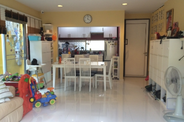 59 Heritage | Short walk to Thonglor BTS - Large Two Bedroom Condo for Rent Only 40K-16