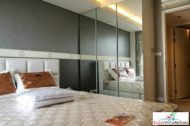 Mode Sukhumvit 61 | Luxury Two Bedroom Condo Close to Ekkamai BTS-10