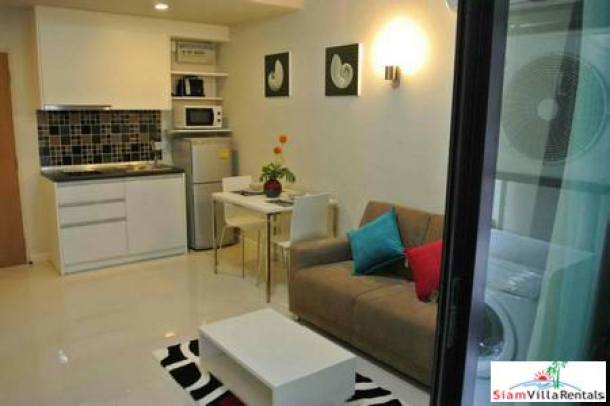 Le Cote Sukhumvit 14 | Luxury City Living One Bedroom Condo for Rent-1