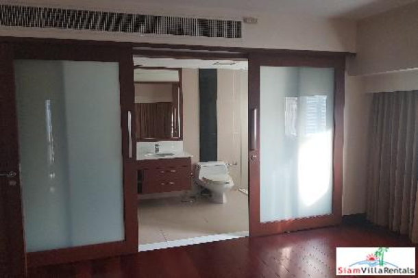 Luxury Brand New Single Home. 3 Large Bedrooms. Phra Kanong - 22% Discount!-15