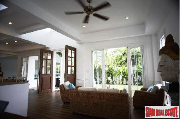 Luxury Brand New Single Home. 3 Large Bedrooms. Phra Kanong - 22% Discount!-2