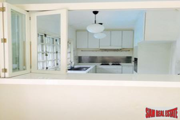 Richmond Palace | Good Value Three Bedroom Condo for Rent in Phrom Phong Only 50K-14