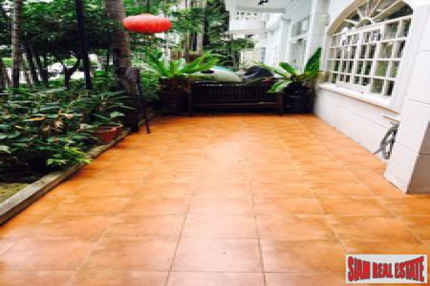 Richmond Palace | Good Value Three Bedroom Condo for Rent in Phrom Phong Only 50K-16