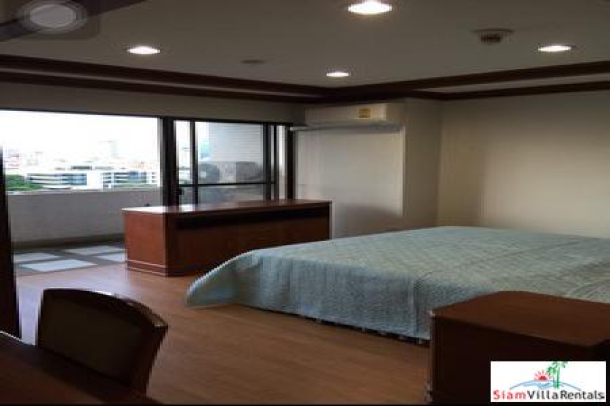 Richmond Palace | Good Value Three Bedroom Condo for Rent in Phrom Phong Only 50K-6