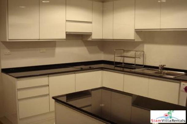 Serene Place | Huge Two Bedroom 110 Sqm. Condo for Rent at Sukhumvit 24-5