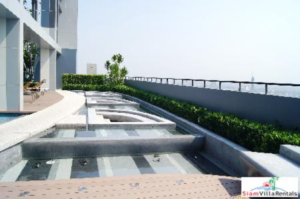 2 Bedrooms with Direct Seaview Luxury High Rise with Fantastic Pools and Facilities for Rent-17