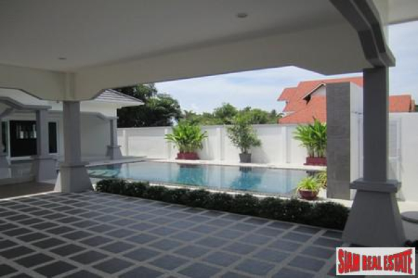 Luxury Pool Villa for Sale in Bang Saray-5