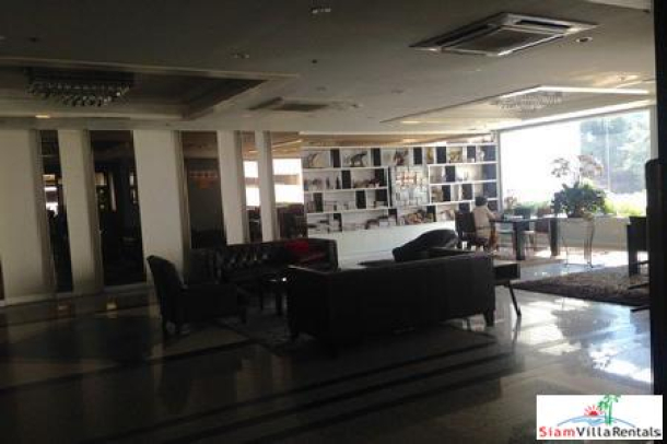 Witthayu Complex | Great Price Large Two Bedroom Condo near Chitlom-8