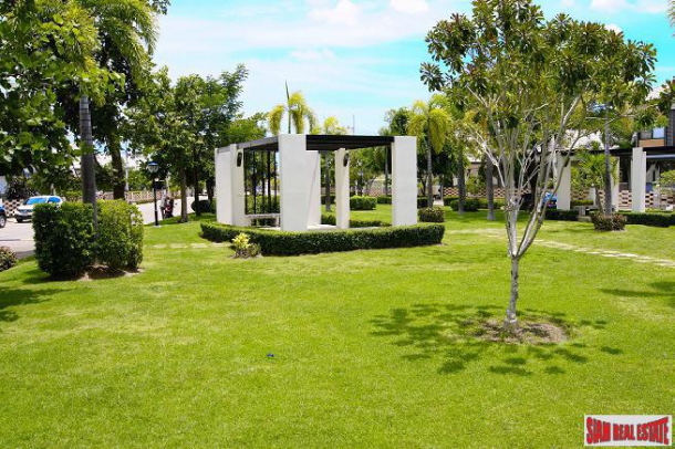 Layan Gardens | Three Bedroom Condo for Sale in Lovely Landscaped Development-18