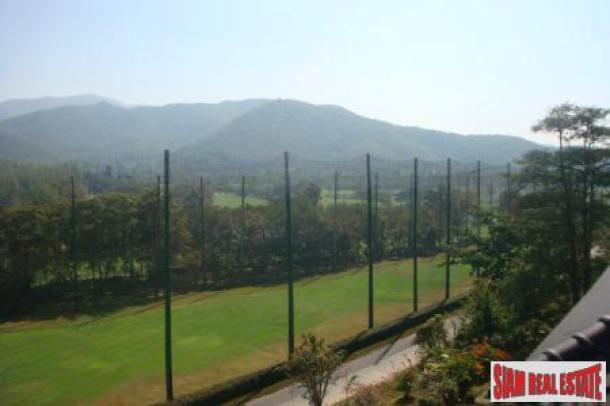 Chiang Mai Bargain For Sale a 210 sqm Golf Course Penthouse-4