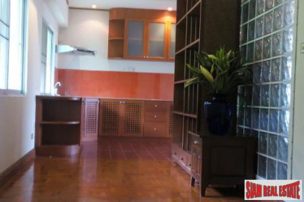 Chiang Mai Bargain For Sale a 210 sqm Golf Course Penthouse-8
