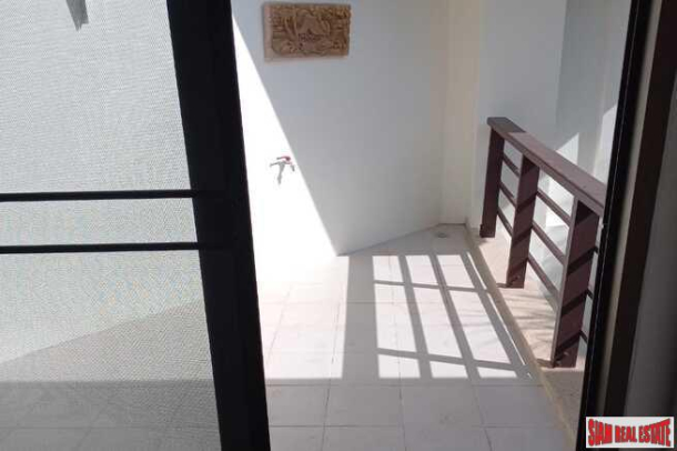 Ultra Modern 1 bedroom Low Rise Condo Located In The Heart of Pattaya-13
