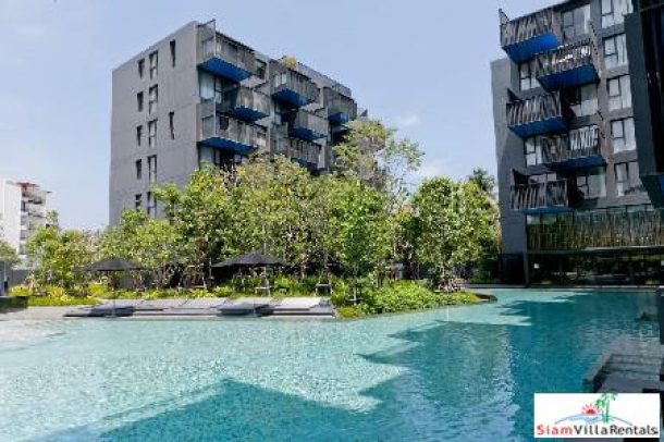 Two Bedroom Condo for rent in a Great Patong Location!-10
