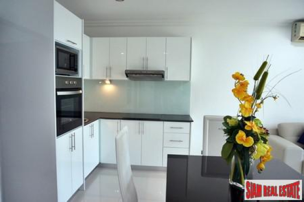 Quick Sale! Beautiful Newly Renovated 2 Bedrooms Apartment for Sale on Pratumnak Hills-12