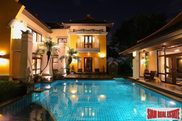 Luxurious Modern Style Design 5 Bedrooms House with Large Private Pool in Pattaya-1