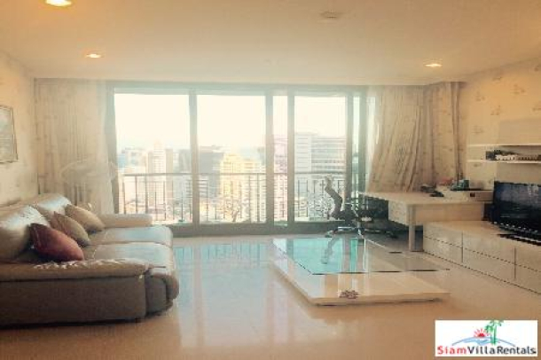 Pet Friendly luxury 3 bedroom for rent. Aguston Soi 22.-1