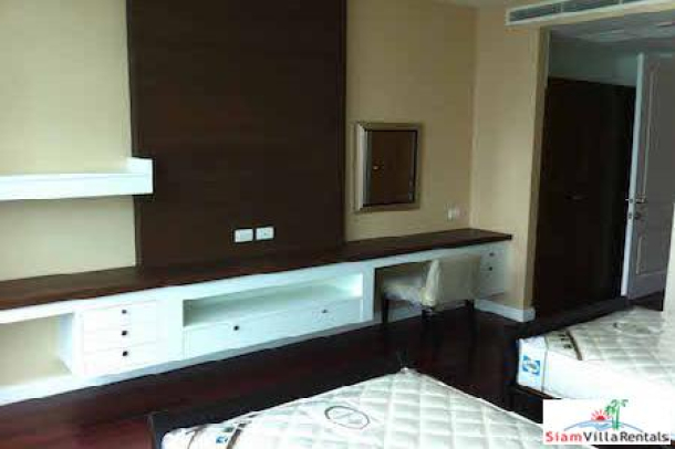 Athenee Residence | Very Large Luxury Three Bedroom Condo for Rent at Rajdamri BTS.-11