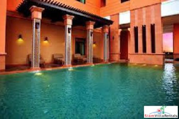 6 Bedrooms Luxurious Pool Villa in Pattaya - property with a return on investment of 15 percent-18