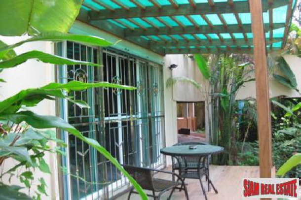 Luxurious Freehold Villa in Tropical Karon, Phuket-3