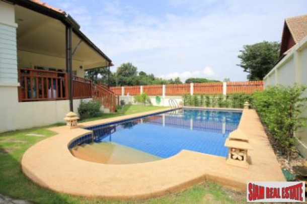 Spacious 4 bedroom family home with swimming pool for sale in Chiang Mai-7