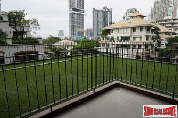 Brand New Luxury 3 bedroom. 5 mins to Chong Nonsi BTS.   Beautiful View on Quiet Soi.-13