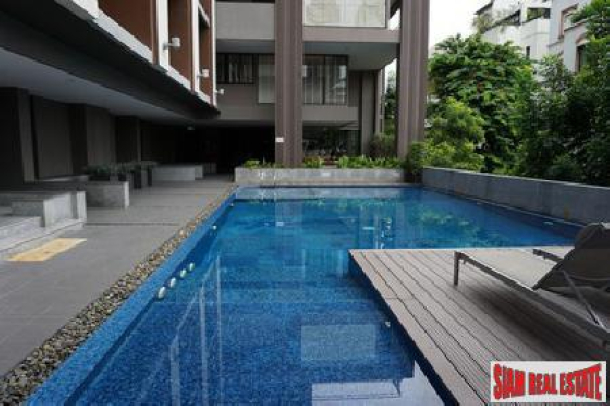 Brand New Luxury 3 bedroom. 5 mins to Chong Nonsi BTS.   Beautiful View on Quiet Soi.-14