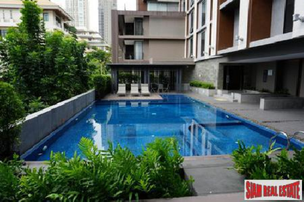 Brand New Luxury 3 bedroom. 5 mins to Chong Nonsi BTS.   Beautiful View on Quiet Soi.-16