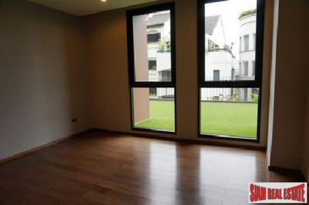Brand New Luxury 3 bedroom. 5 mins to Chong Nonsi BTS.   Beautiful View on Quiet Soi.-9