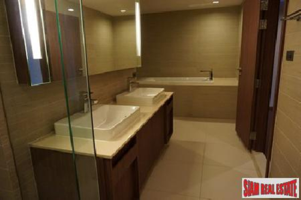 Brand New Luxury 3 bedroom for a family or investment. 5 mins   walk to Chong Nonsi BTS.-10