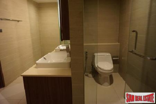 Brand New Luxury 3 bedroom for a family or investment. 5 mins   walk to Chong Nonsi BTS.-11