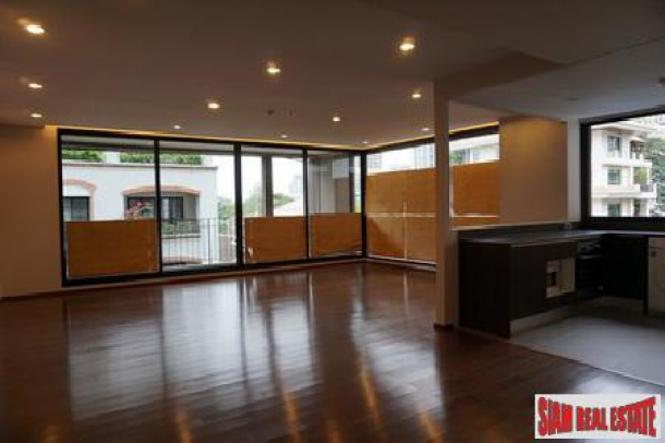 Brand New Luxury 3 bedroom for a family or investment. 5 mins   walk to Chong Nonsi BTS.-2