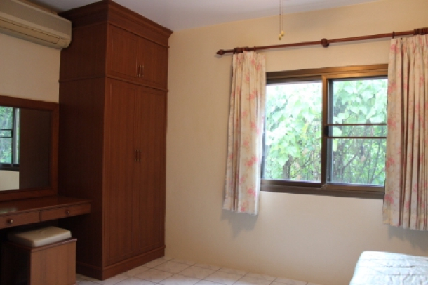 Quiet Home and Conveniently Located in Central Patong-9