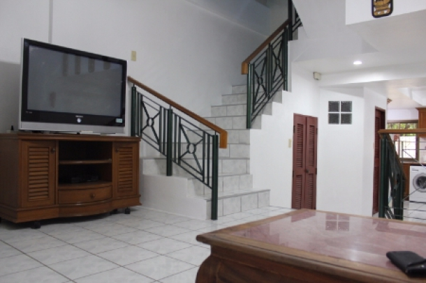 Quiet Home and Conveniently Located in Central Patong-4