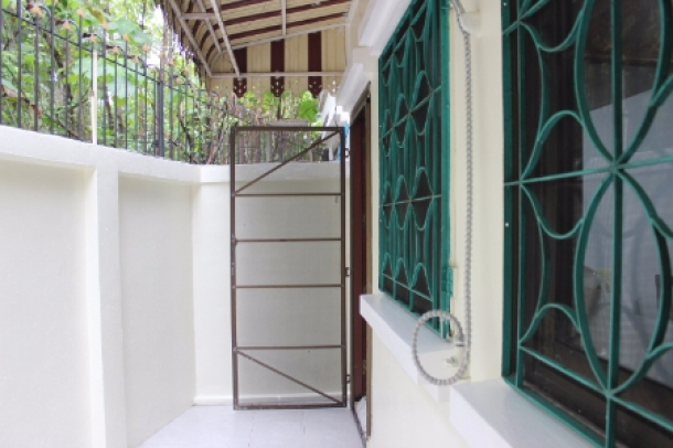 Quiet Home and Conveniently Located in Central Patong-7