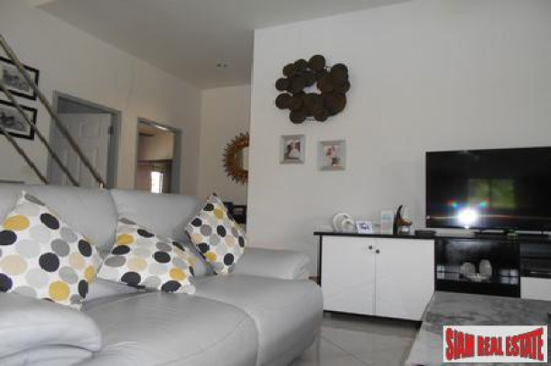 Lovely 2 Bedroom. Central but quiet. Baan Siri Sathorn-14