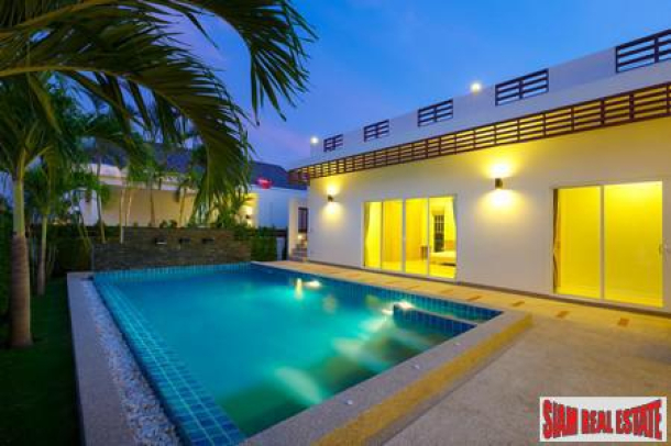 Modern Pool Villa in New Hua Hin Estate-12