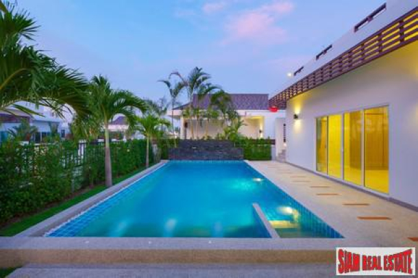 Modern Pool Villa in New Hua Hin Estate-15