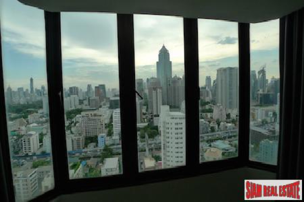 Omni Tower. 2 bed for sale. Great deal near Asoke BTS.-9