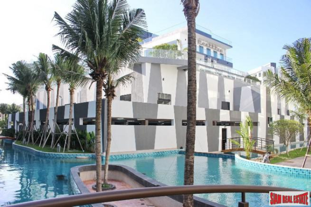 New Luxury Pattaya Premium Inner City Resort Style Condo-12