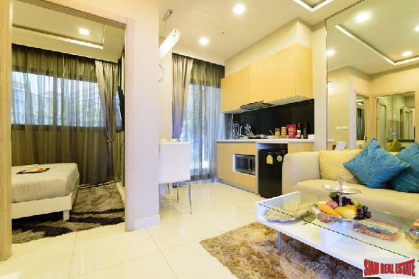 New Luxury Pattaya Premium Inner City Resort Style Condo-22