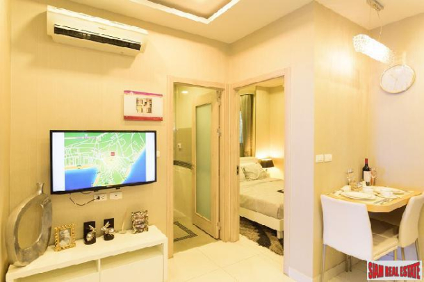 Super Luxury 4 Bedroom Absolute Beachfront Condominium in Pattaya Jomtien-24